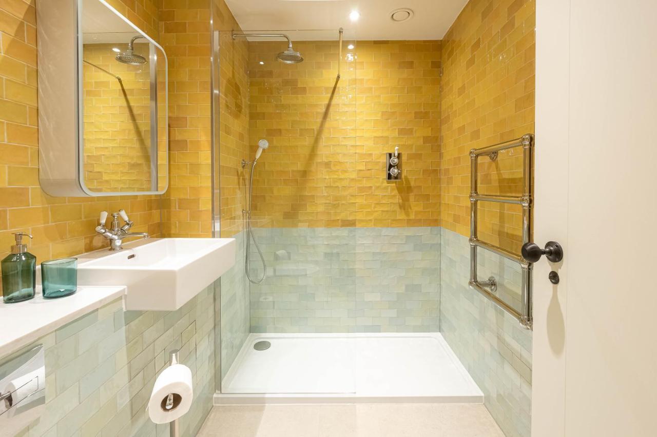 Three Bedroom Near Brick Lane By Belvilla London Exterior photo